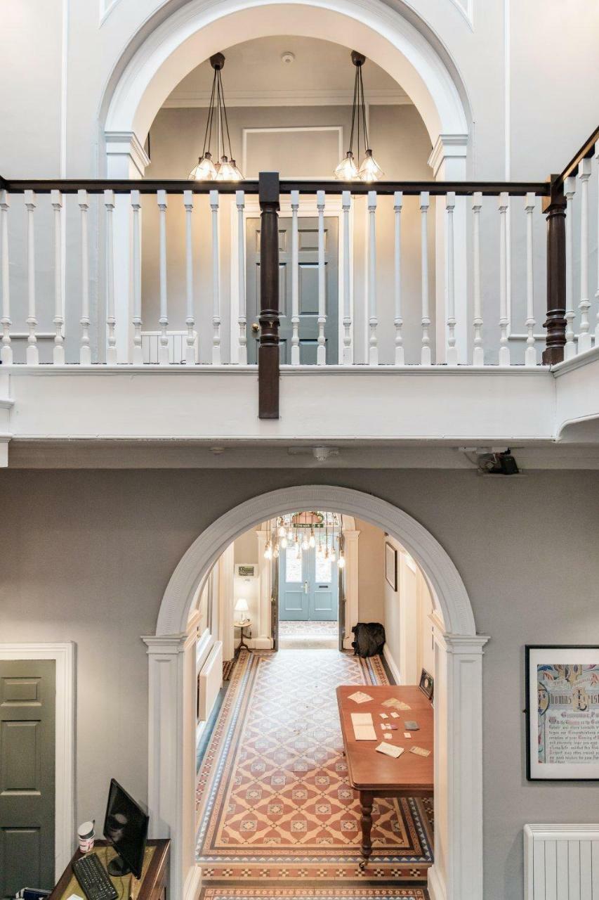 The Corson At Claremont Apartments Лидс Экстерьер фото